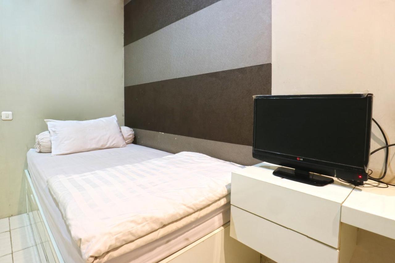 Oranje Gasthuis Hotel สุราบายา ภายนอก รูปภาพ