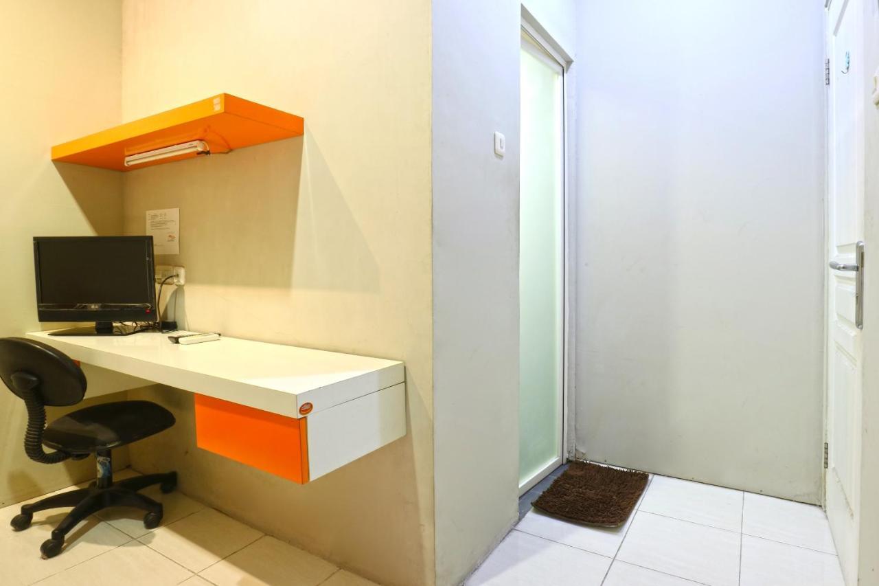 Oranje Gasthuis Hotel สุราบายา ภายนอก รูปภาพ